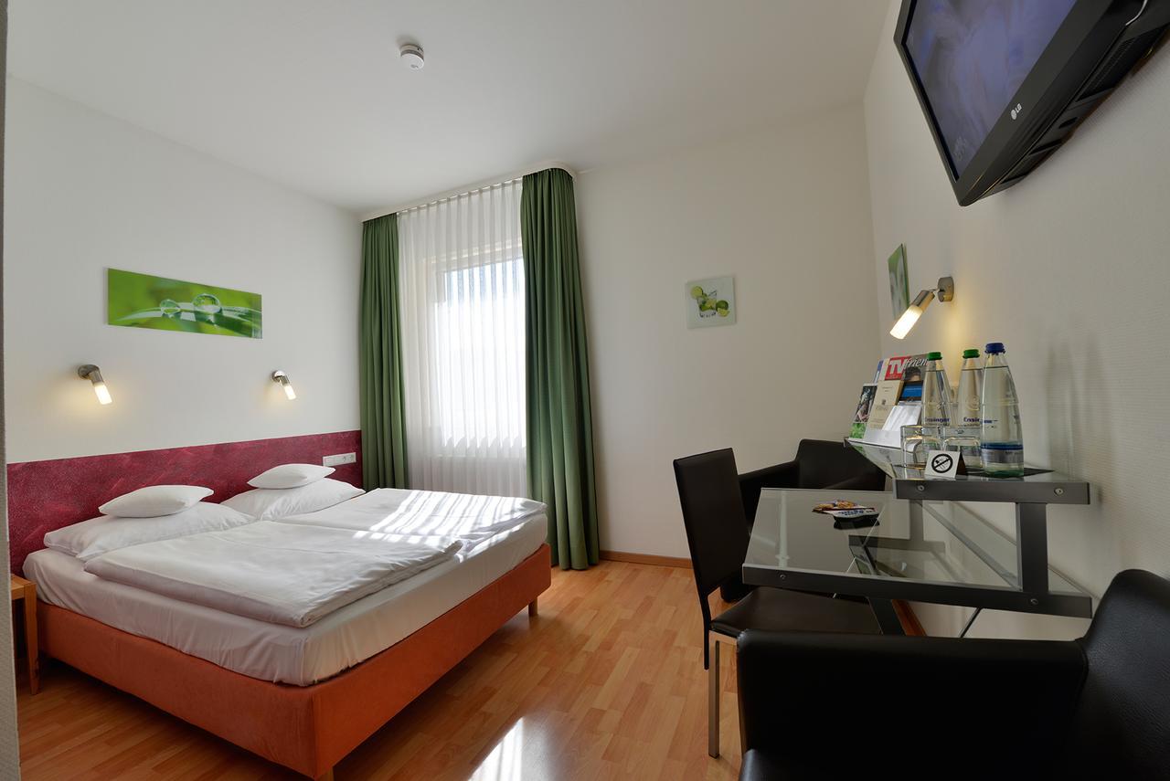 Businesshotel Rosenau Esslingen am Neckar Exterior foto